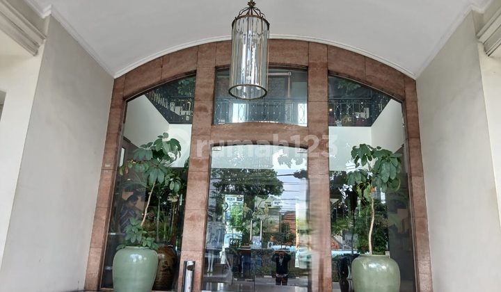 Gedung Komersial Premium & Strategis di Melawai Raya, Jakarta Selatan