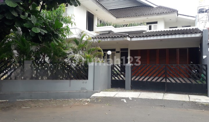 RUMAH HITUNG TANAH PREMIUM - JL. GARUDA I, BINTARO JAYA SEKTOR 1, 682 M2, JAKSEL