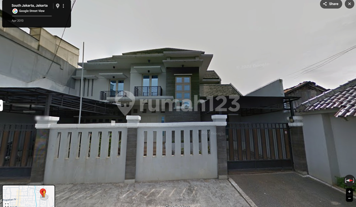 Rumah Besar dan Luas di Pancoran Barat . Jakarta Selatan
