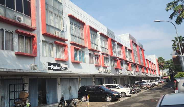Jual Murah !! Ruko 4 Lantai di Kalideres - Jakarta Barat Jual Murah !! Ruko 4 Lantai di Kalideres - Jakarta Barat