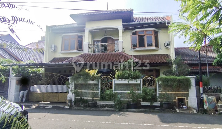 Rumah Mewah 2 Lantai di Cipinang,Jakarta Timur