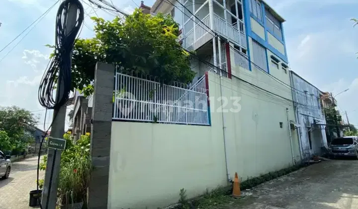 RUMAH BAGUS DI KOMPLEK GREEN GARDEN , JAKARTA UTARA 2