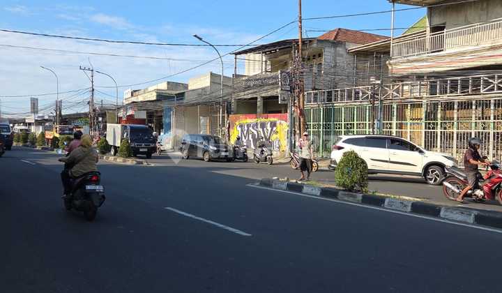 Murah Banget, Rumah Pinggir Jalan Raya Cipondoh 2