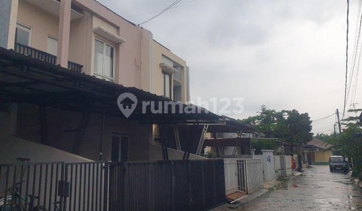 Rumah Cantik di Pamulang Park , Tangerang 2