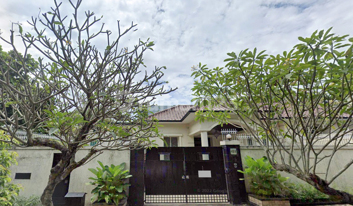 Rumah Mewah di Jalan Jupiter Raya Ciputat , Tangsel