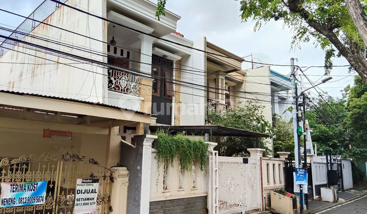 Rumah Mewah di Cempaka Putih, Jakarta Pusat