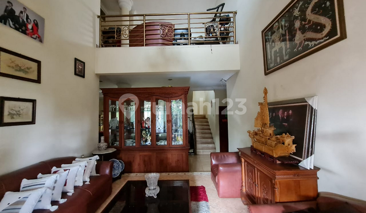 Rumah Cantik di Ciputat, Tangerang Selatan Rumah Cantik di Ciputat, Tangerang Selatan