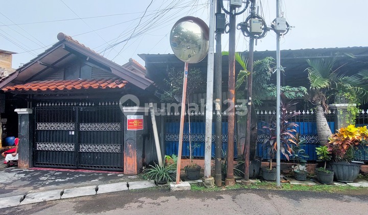 Rumah Luas di Kampung Sumur. Klender, Jaktim 2