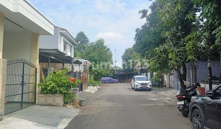 Rumah Rapi di Perumahan Banjar Wijaya, Cluster Cemara. Tangerang Rumah Rapi di Perumahan Banjar Wijaya, Cluster Cemara. Tangerang