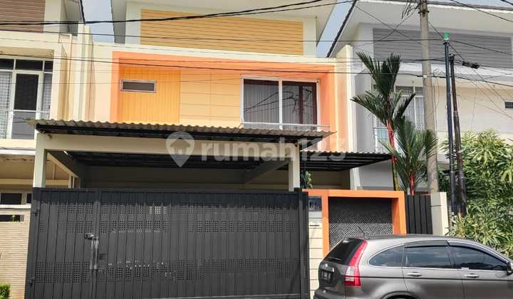 Rumah Cantik Dekat Bandara Soetta - Tangerang