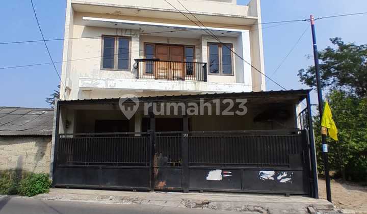 Rumah Bagus di Pondok Jagung. Tangerang Selatan 2