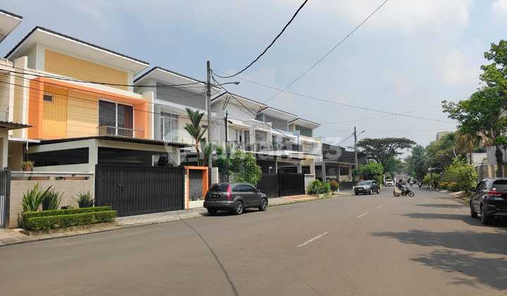Rumah Cantik Dekat Bandara Soetta - Tangerang 2
