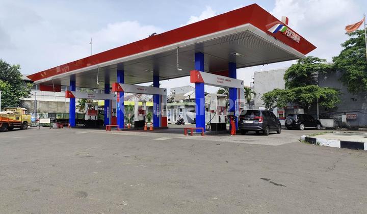 Pom Bensin di Jln Raya M.toha .Pondok Cabe. Tangsel Pom Bensin di Jln Raya M.toha .Pondok Cabe. Tangsel