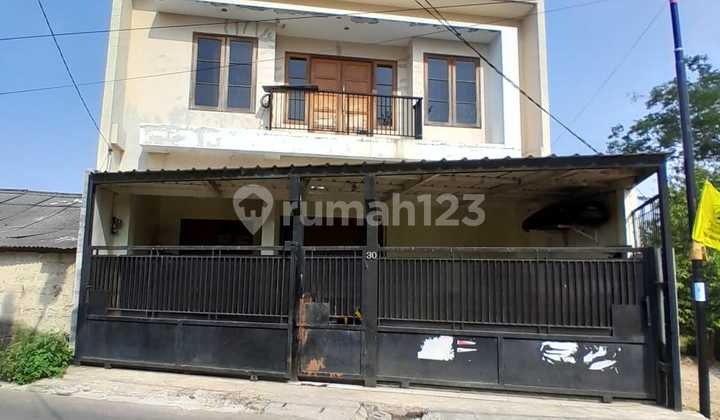 Rumah Bagus di Pondok Jagung. Tangerang Selatan Rumah Bagus di Pondok Jagung. Tangerang Selatan