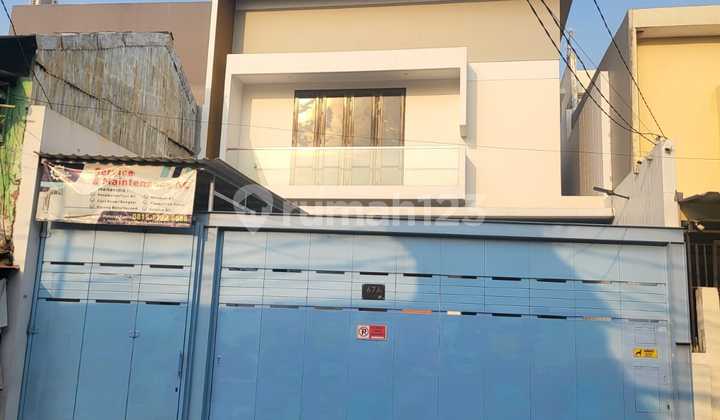 Rumah Mewah Full Furnished Lokasi Strategis di Pangkalan Asem Jakarta Pusat