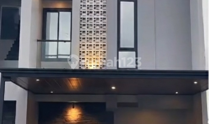Rumah Baru Cantik dengan Lokasi Strategis di Jagakarsa Jakarta Selatan Rumah Baru Cantik dengan Lokasi Strategis di Jagakarsa Jakarta Selatan