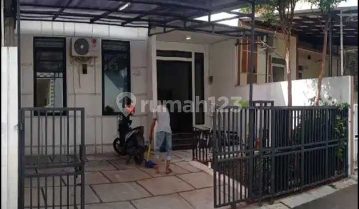 Rumah Siap Huni Semi Furnished dengan Lokasi Strategis di Bintara Bekasi