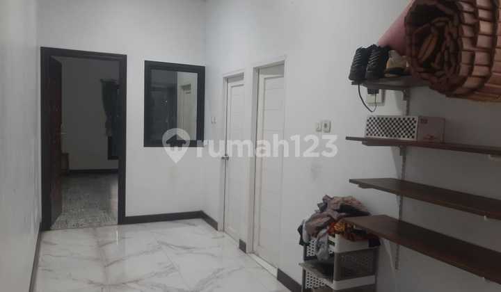 Super Large Quick Sale House Hook Strategic Location in Cibinong, West Java 2