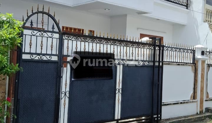 Disewa Rumah 2 Lantai Siap Huni di Tebet [Asr]