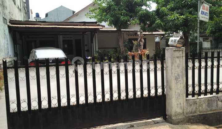 Rumah di Lokasi Nyaman & Strategis - Tebet [Dh]