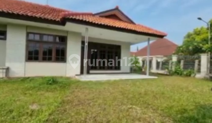 For Rent Beautiful Ready-to-Occupy House Located in the Center of Bogor City For Rent Beautiful Ready-to-Occupy House Located in the Center of Bogor City