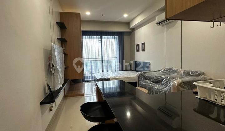 For Rent: FRESH Studio Unit at Saffron Apartment Sentul City