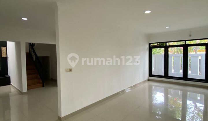Dijual! Rumah Modern Siap Huni Harga Miring di Ciledug