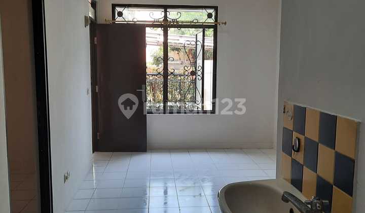 For Sale Fast Rarely Available!! Neat House Ready to Occupy Nusaloka Bsd 2