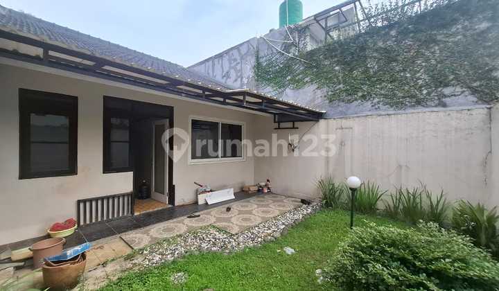 Dijual Rumah Minimalis,Cantik Lokasi Strategis di Sentul City