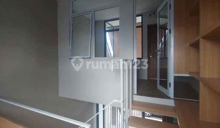 For Sale Beautiful House Ready to Occupancy Fleekhause BSD City 2