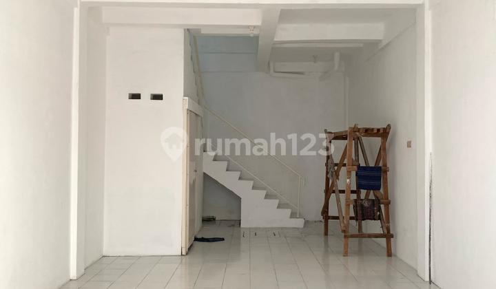 For Rent: Rukodi Shop Complex on Bubutan Street, Surabaya 2