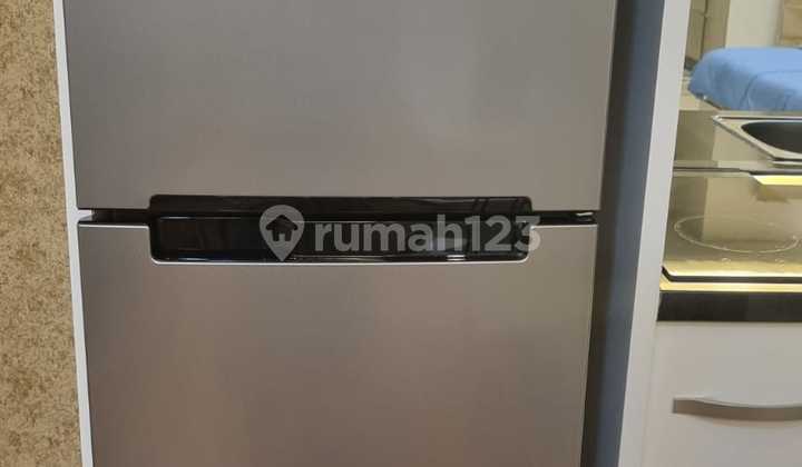 Apartemen Terawat Fullfurnis Keamanan 24 Jam Tinggal Bawa Koper