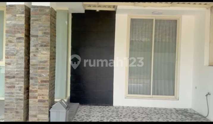 Rumah Baru Selesai Renov Siap Pakai Fullfurnis Tinggal Bawa Koper Rumah Baru Selesai Renov Siap Pakai Fullfurnis Tinggal Bawa Koper