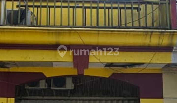 Ready-to-Use Shop House Near Ubaya Hospital, Ubaya University, etc.