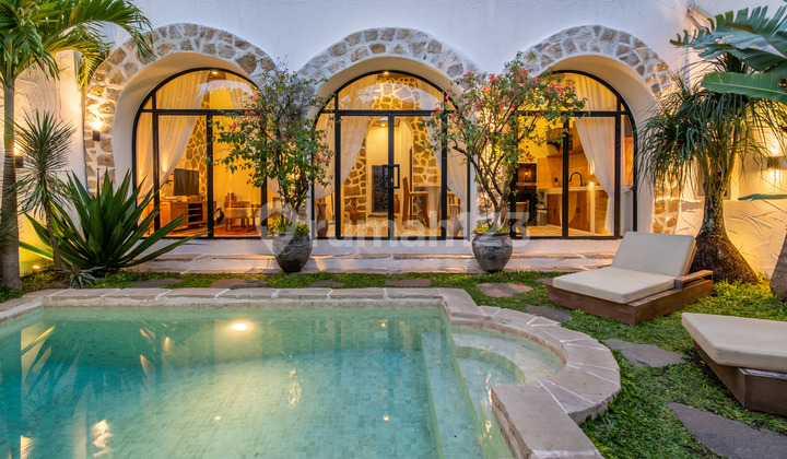 Villa Mediterania Berawa - Premium Investment with High Rental Potential