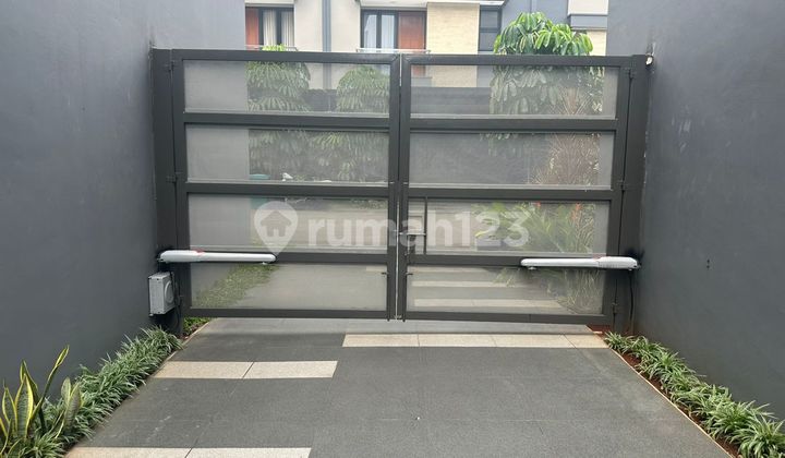 Dijual Rumah Dikomplek Grand Trevista Kebon Jeruk Dijual Rumah Dikomplek Grand Trevista Kebon Jeruk