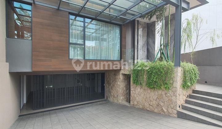 RUMAH VILLA MEWAH EKSKLUSIF PRIVATE  2