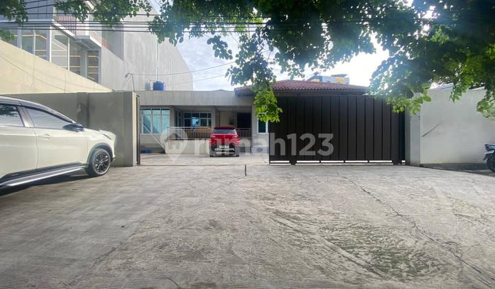 Rumah Luas Siap Huni di Jatimekar Bekasi Rumah Luas Siap Huni di Jatimekar Bekasi