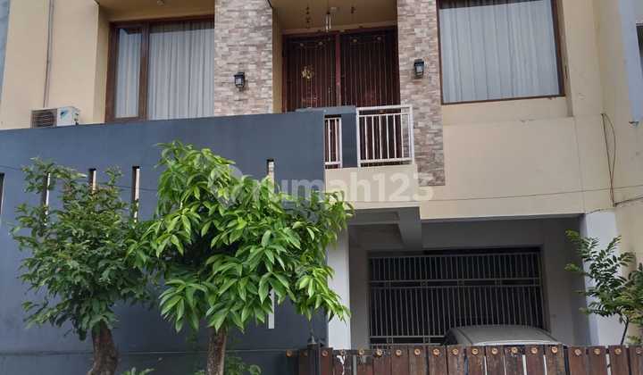 For Sale: 3-Story House Near Toll Road in Galaxy Bekasi
