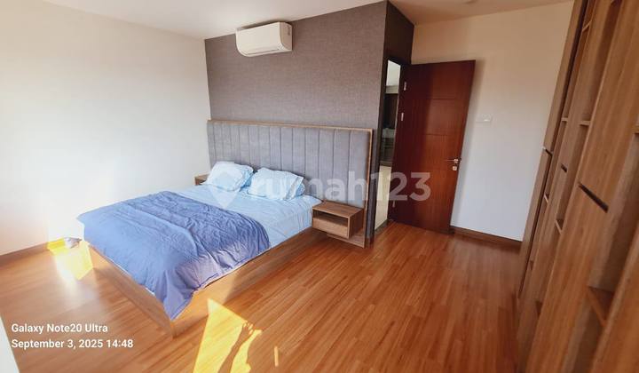 Luxury Apartment Hegarmanah 2Br - Private Elevator, 18th Floor