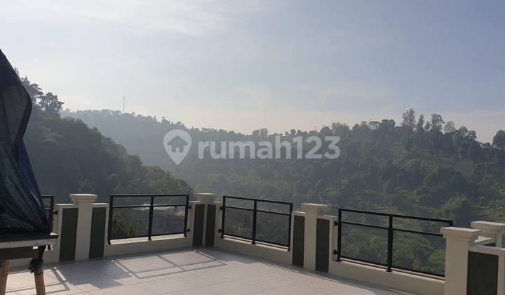 New Villa Dago Giri - 905 M² Land, Best View, 3 Floors, Fully Furnished