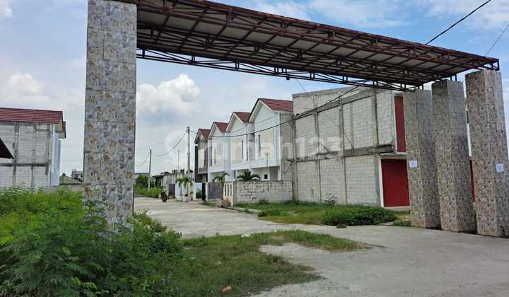Perumahan Lagoon Town House Perumahan Lagoon Town House