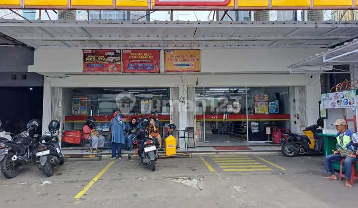 For Sale: 3-Story Attached Shophouse, Suitable for Business 2