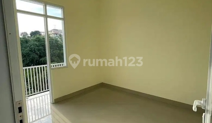 For Sale Ready to occupy house in Griya Cahaya Cipageran complex, North Cimahi. 2