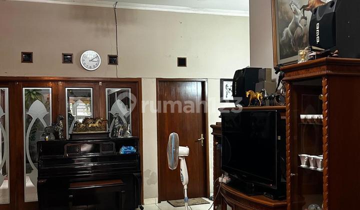 Rumah Bagus SHM di Batununggal