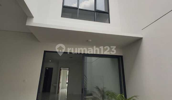 New House in Mekar Wangi 2