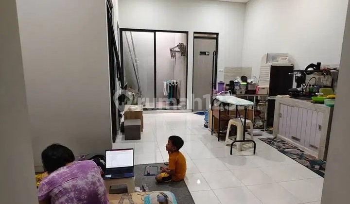 Dijual Rumah jalan Pelesiran Cihampelas kota bandung 