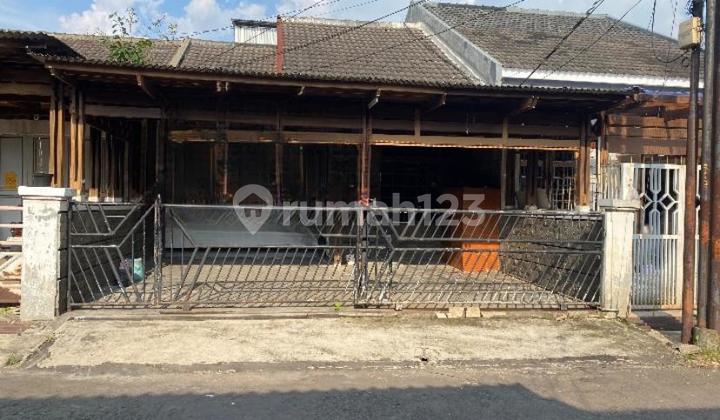 Rumah 1.5 Lantai Kembar Mas Utara di Bandung Kota