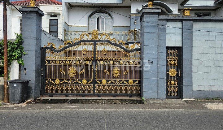 Strategic House in Depok Auction Price 2