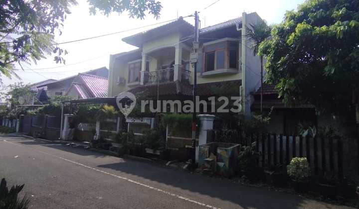 Rumah 2 Lantai di Makasar Jakarta Timur 2